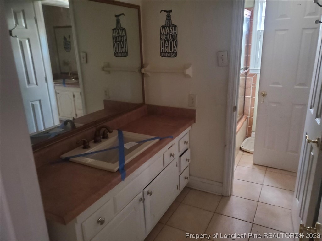 3165 Wellington Road Lumberton, NC 28360 - Photo 5 of 13 Gallery Image 5