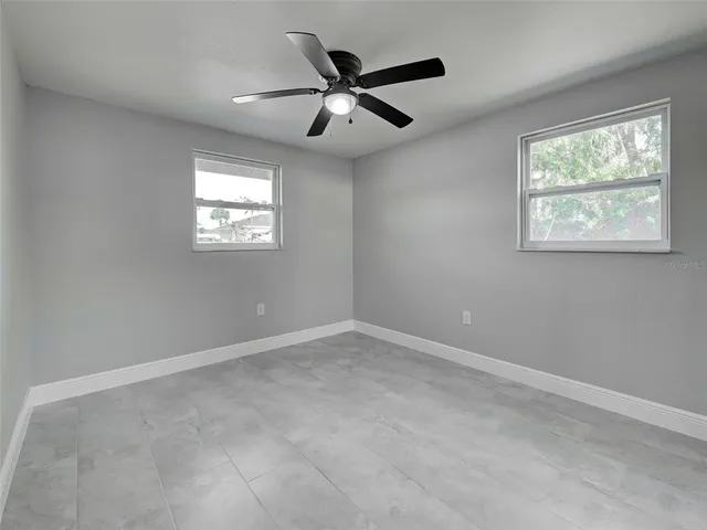 a view of empty room with window