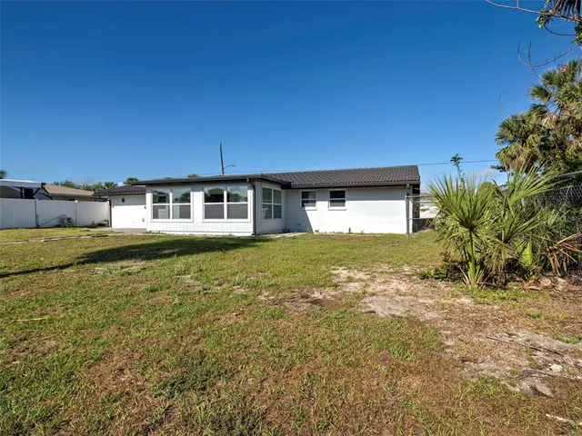 $2,700 | 4342 Ewing Circle, Port Charlotte, FL 33948
