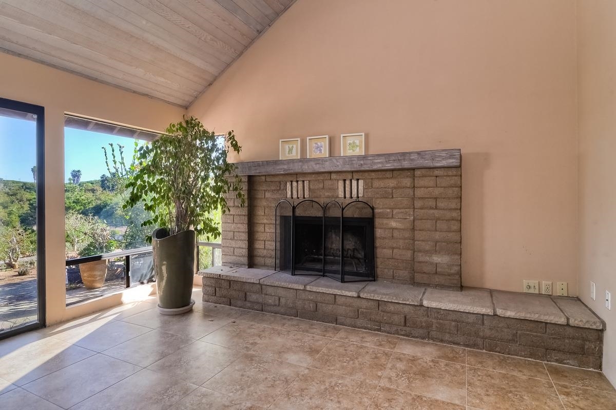 7620 West Lilac Road Bonsall, CA 92003 - Photo 5 of 25