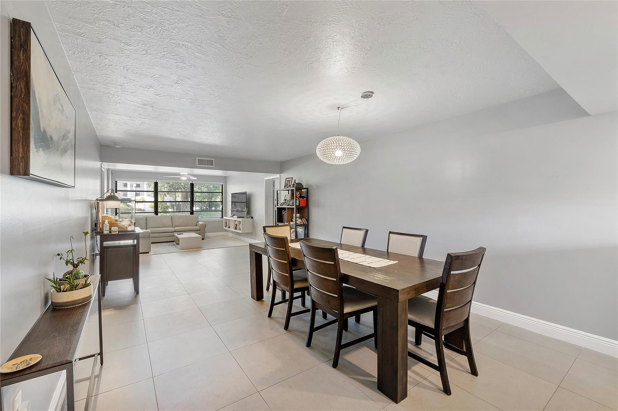 6025 Balboa Circle, Unit 101 Boca Raton, FL 33433 - Photo 3 of 37 Photo 3