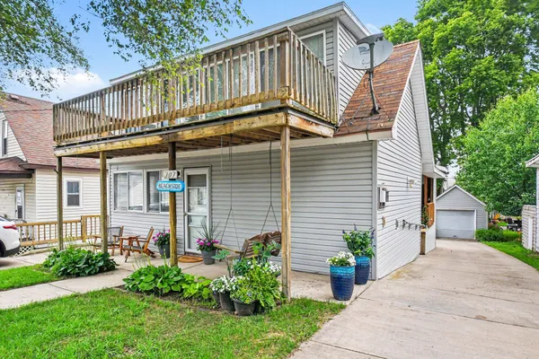 $678,000 | 307 Park Street, St. Joseph, MI 49085