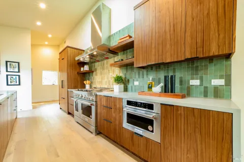 $1,995,000 | 226 1st Street East, Sonoma, CA 95476