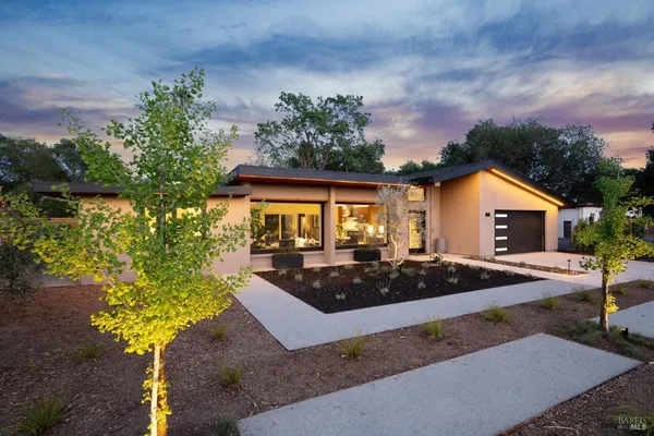 $1,995,000 | 226 1st Street East, Sonoma, CA 95476