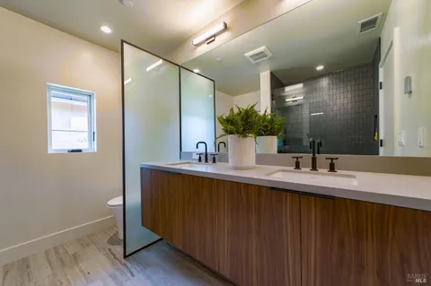 $1,995,000 | 226 1st Street East, Sonoma, CA 95476