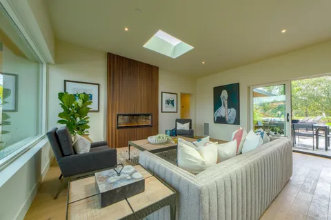 $1,995,000 | 226 1st Street East, Sonoma, CA 95476