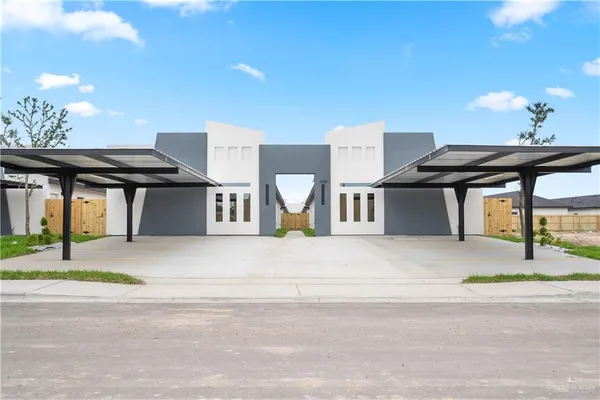 $1,300 | 1300 Rosewood Lane, Unit 4, Alamo, TX 78516