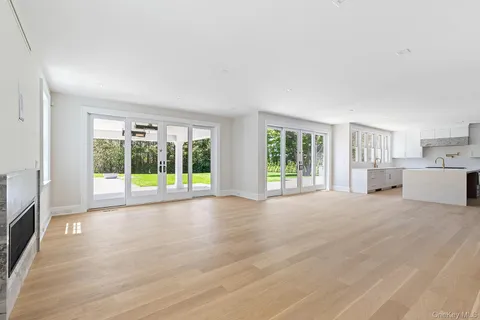 $9,850,000 | 42 Mamaroneck Road, Scarsdale, NY 10583