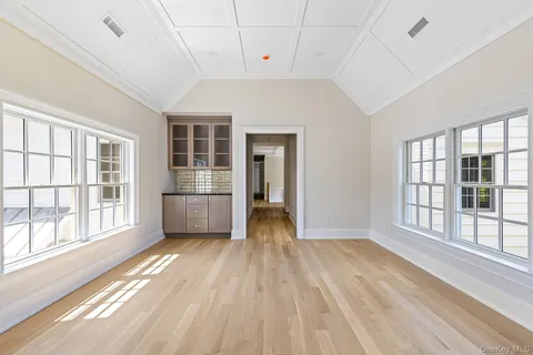 $9,850,000 | 42 Mamaroneck Road, Scarsdale, NY 10583