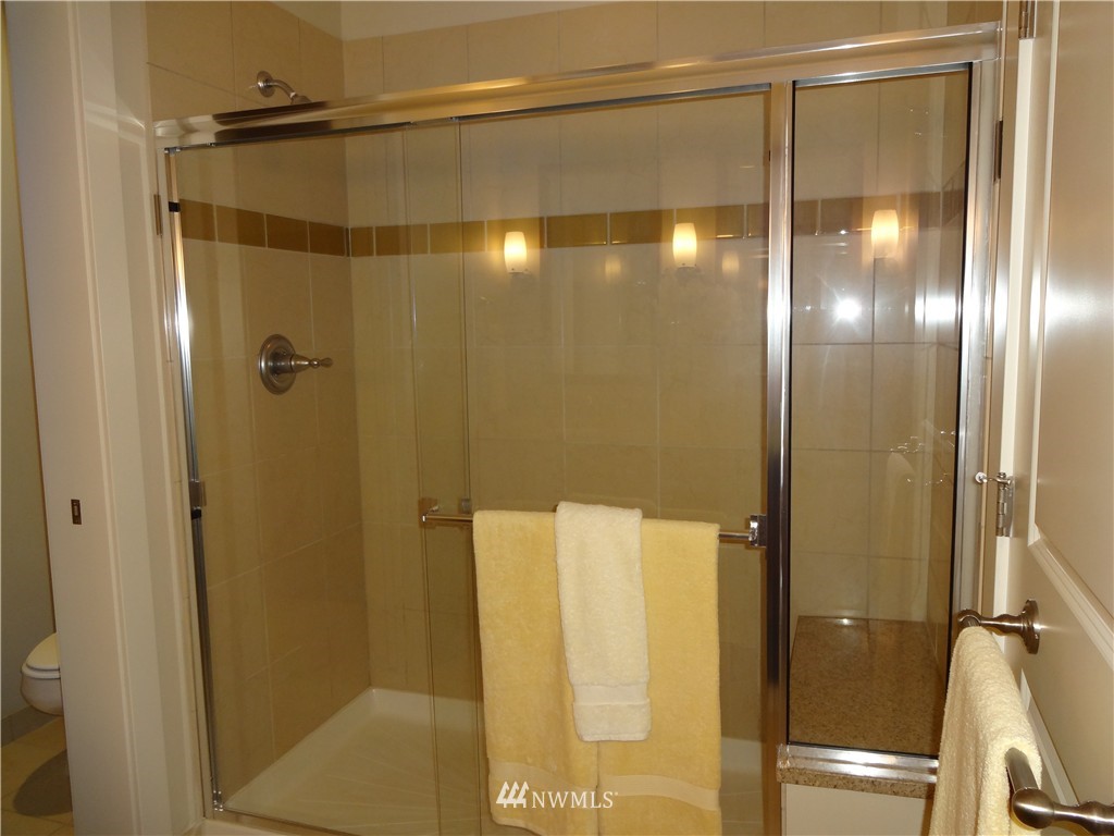 75 Pine Street, Unit 207 Edmonds, WA 98020 - Photo 14 of 22 Gallery Image 14