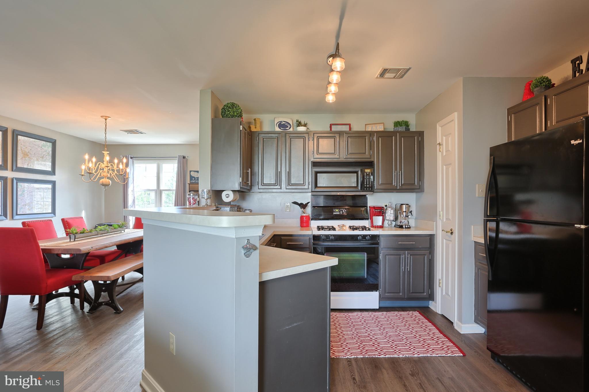 129 Sparrow Road Hummelstown, PA 17036 - Photo 5 of 21 Gallery Image 5