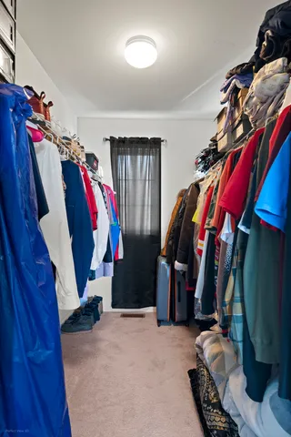 $259,900 | 1045 Heron Circle, Joliet, IL 60431