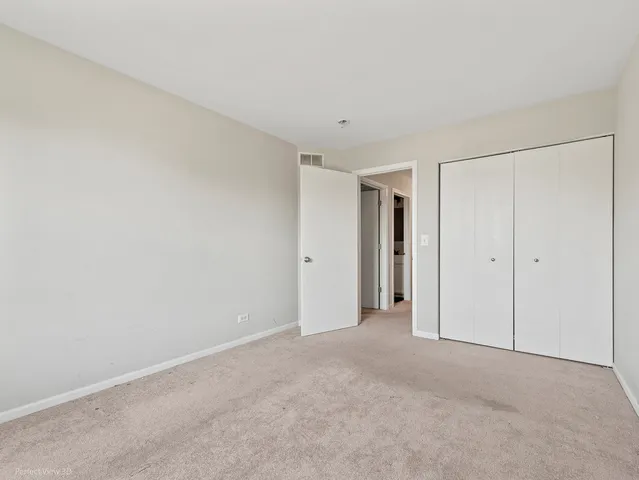 $259,900 | 1045 Heron Circle, Joliet, IL 60431