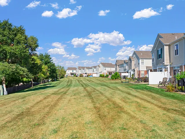 $259,900 | 1045 Heron Circle, Joliet, IL 60431