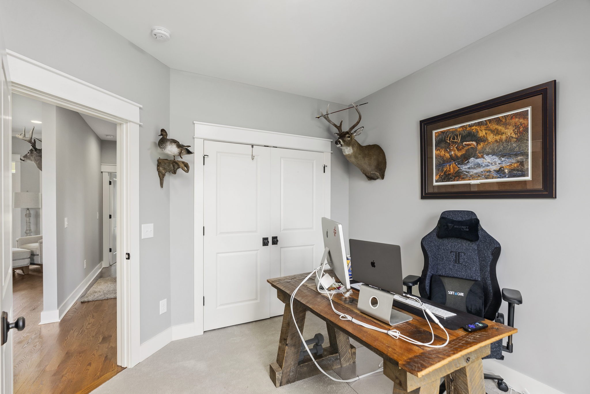 3459 Thompson Road Springfield, TN 37172 - Photo 25 of 39 a view of a workspace with furniture