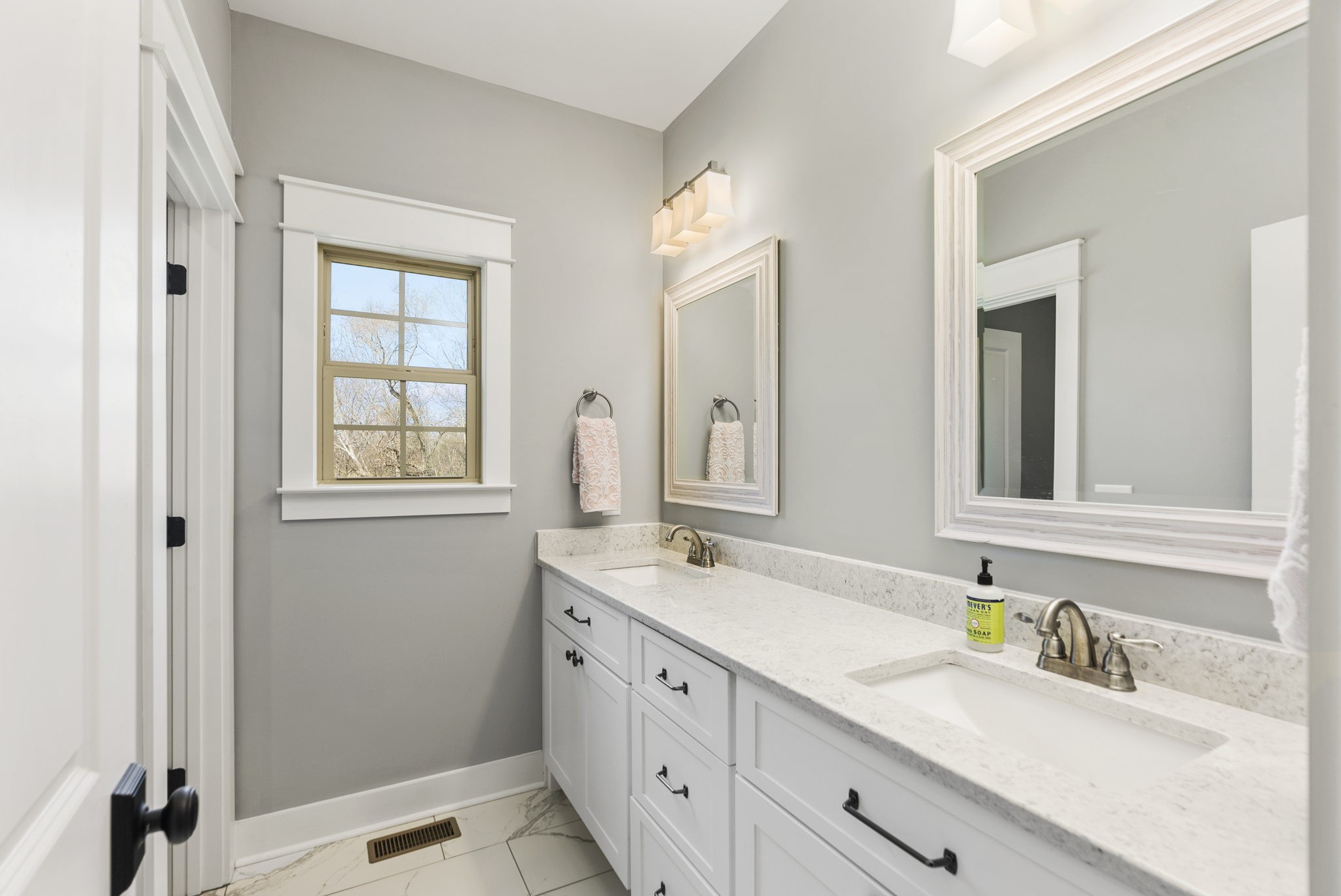 3459 Thompson Road Springfield, TN 37172 - Photo 26 of 39 a bathroom with a granite countertop sink mirror and double