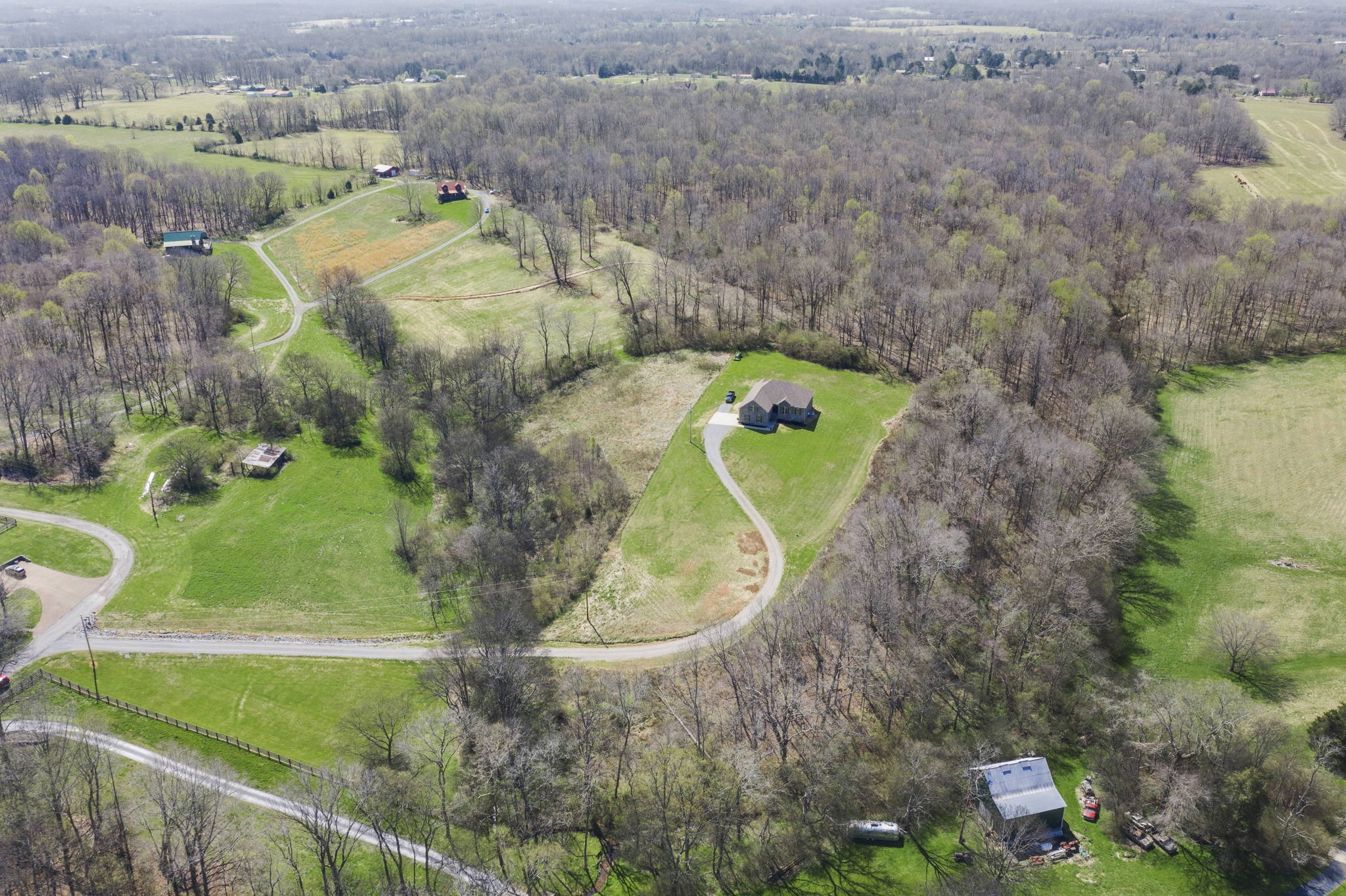 3459 Thompson Road Springfield, TN 37172 - Photo 4 of 39 an aerial view of a houses