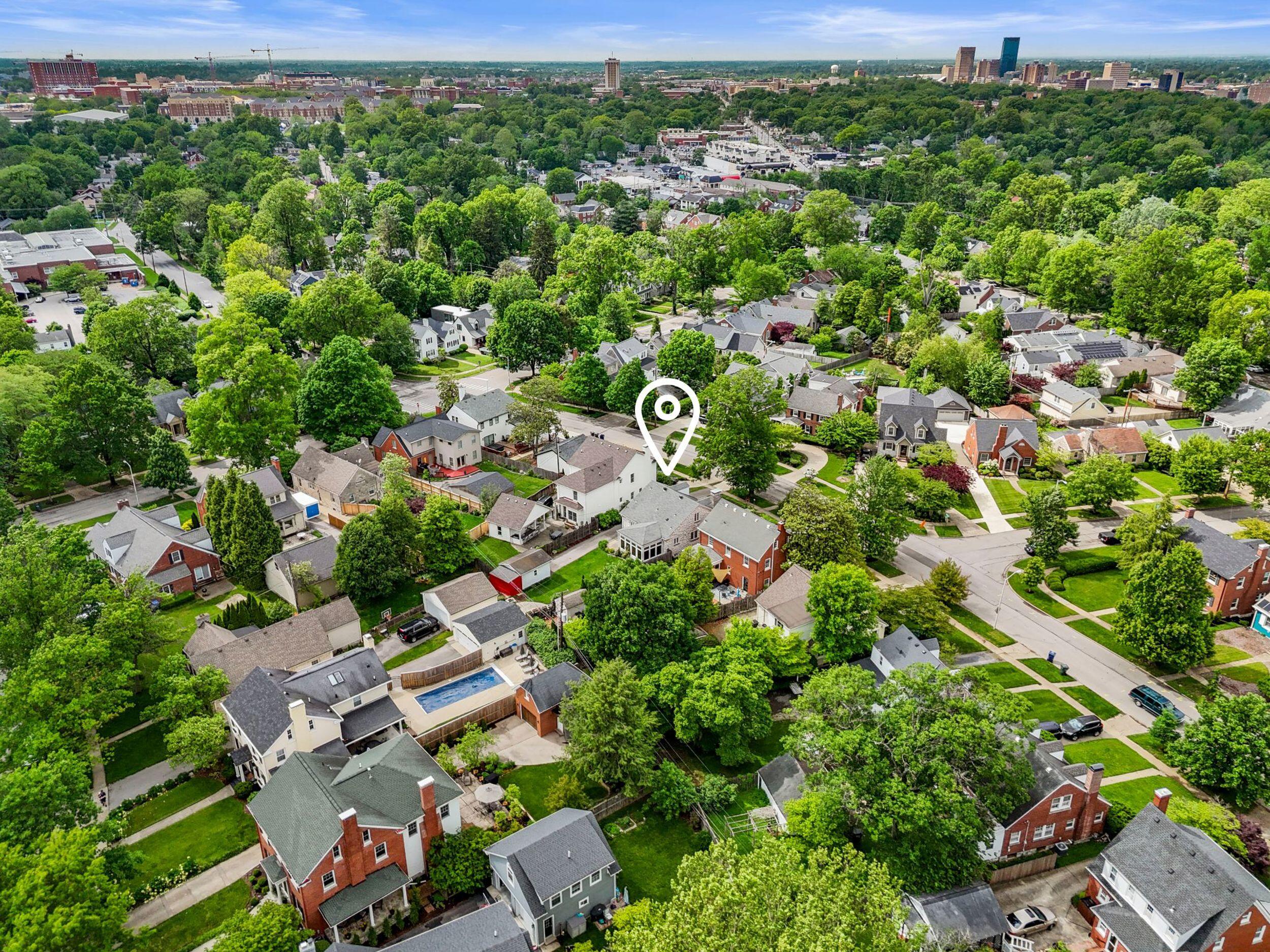 320 Hart Road Lexington, KY 40502 - Photo 64 of 67 Overhead drone view