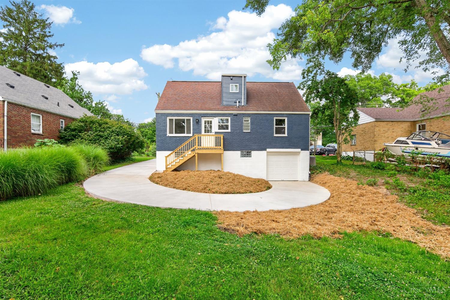8957 Plainfield Road Cincinnati, OH 45236 - Photo 38 of 40