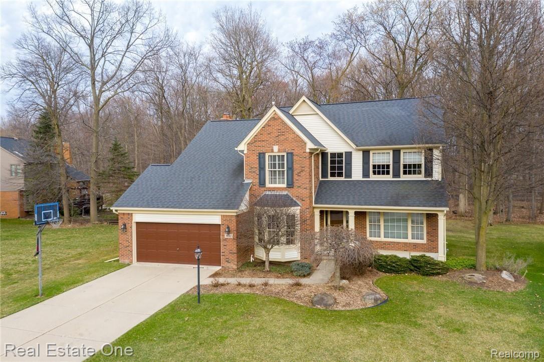 3547 Joshua Drive Rochester, MI 48307 - Photo 1 of 32 DJI_0193.jpg