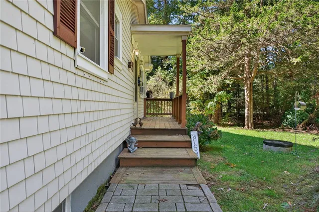 $399,900 | 222 Pine Hill Road, Richmond, RI 02894