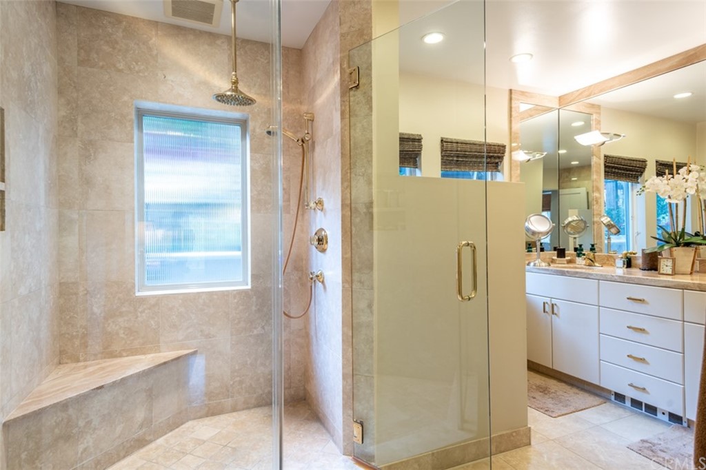 2025 Crestview Drive Laguna Beach, CA 92651 - Photo 15 of 27