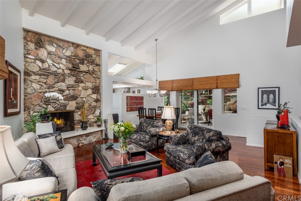 2025 Crestview Drive Laguna Beach, CA 92651 - Photo 6 of 27