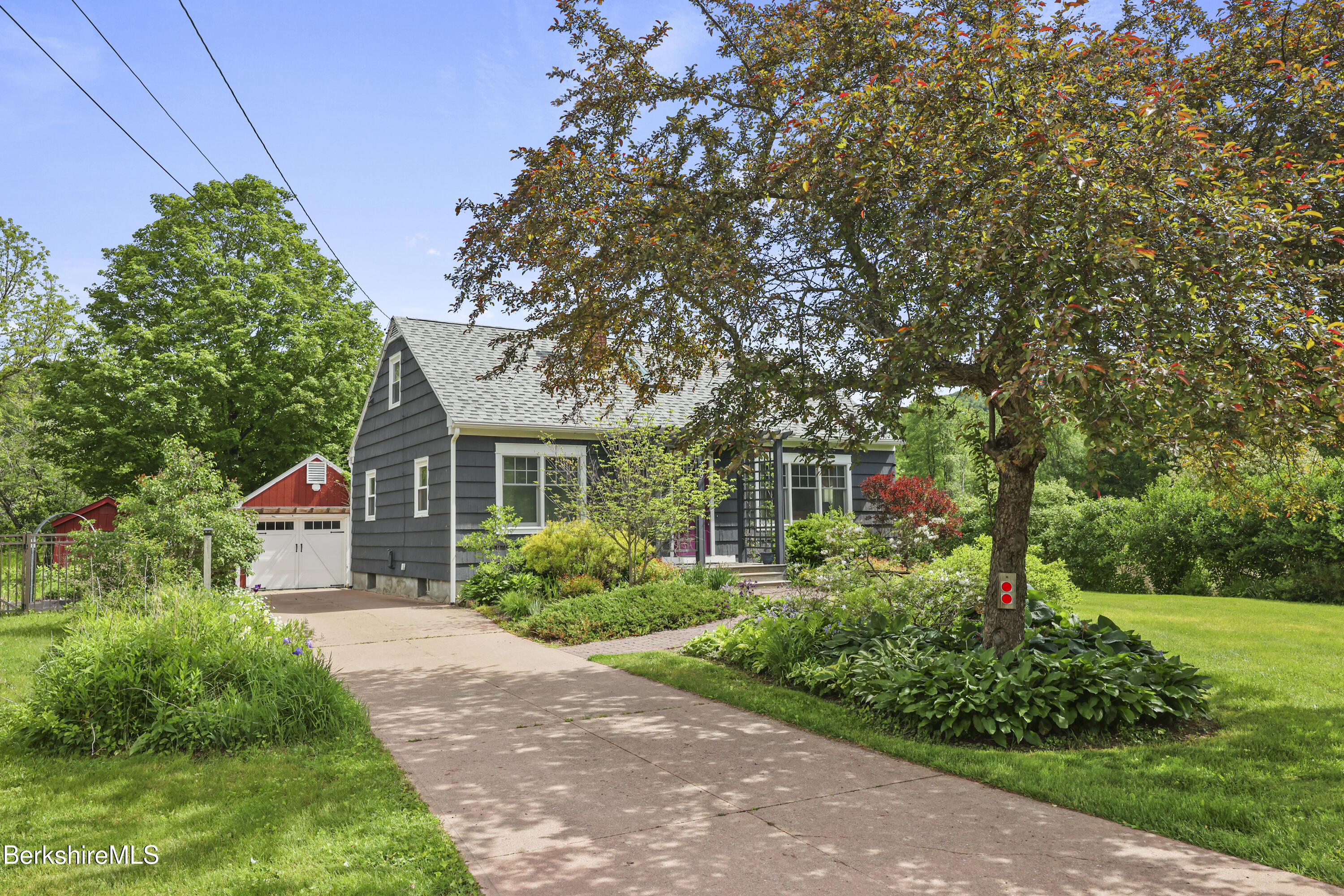 359 New Lenox Road