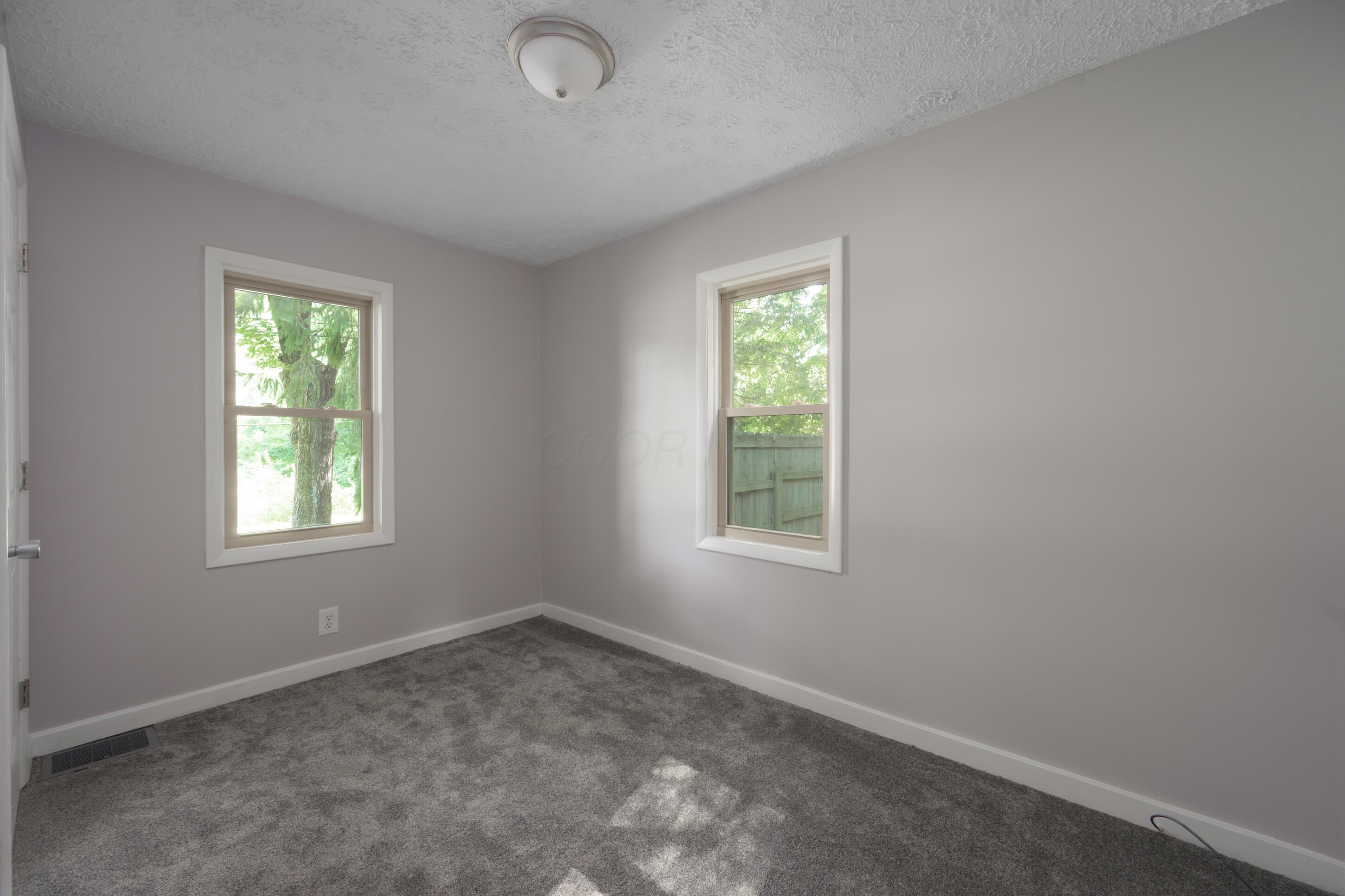 1264 Tarkiln Road Southeast Lancaster, OH 43130 - Photo 25 of 38 Bedroom 3