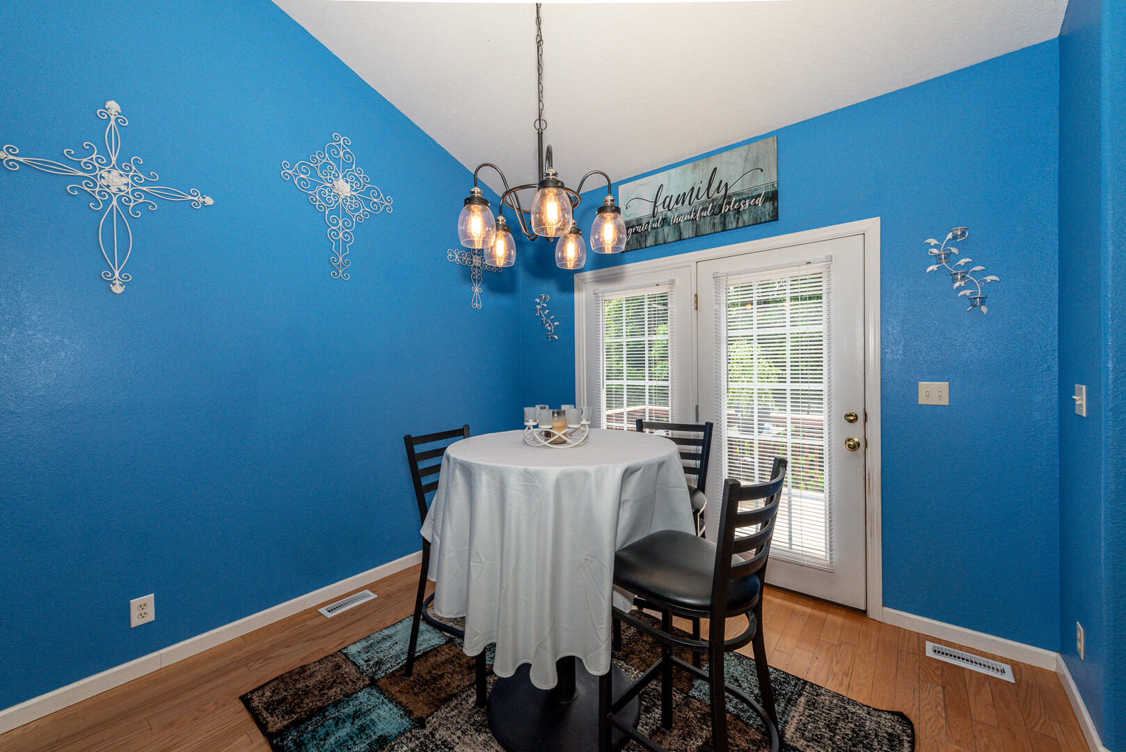 134 Flagstone Way Clinton, TN 37716 - Photo 6 of 26 DSC_8521