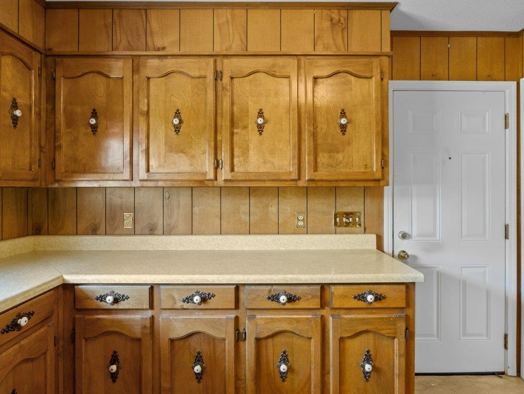 445 Bishop Road Union, SC 29379 - Photo 13 of 41