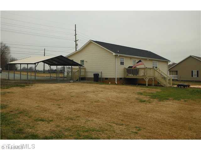 1441 Tyro Road Lexington, NC 27295 - Photo 4 of 10 Exterior Back.