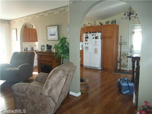 1441 Tyro Road Lexington, NC 27295 - Photo 10 of 10 Living Room.