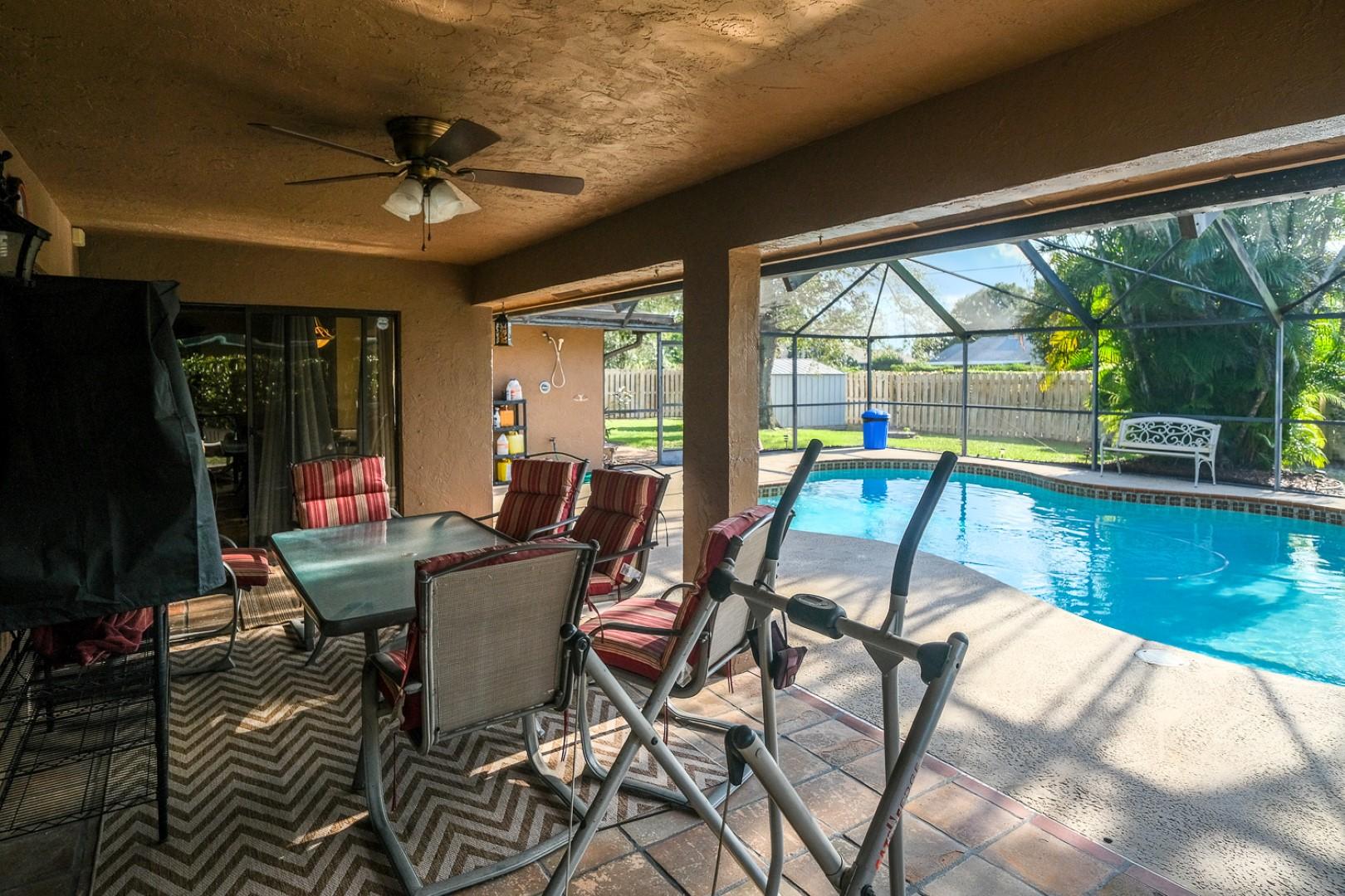 1487 Red Pine Trail Wellington, FL 33414 - Photo 24 of 40 035_XT3F0032