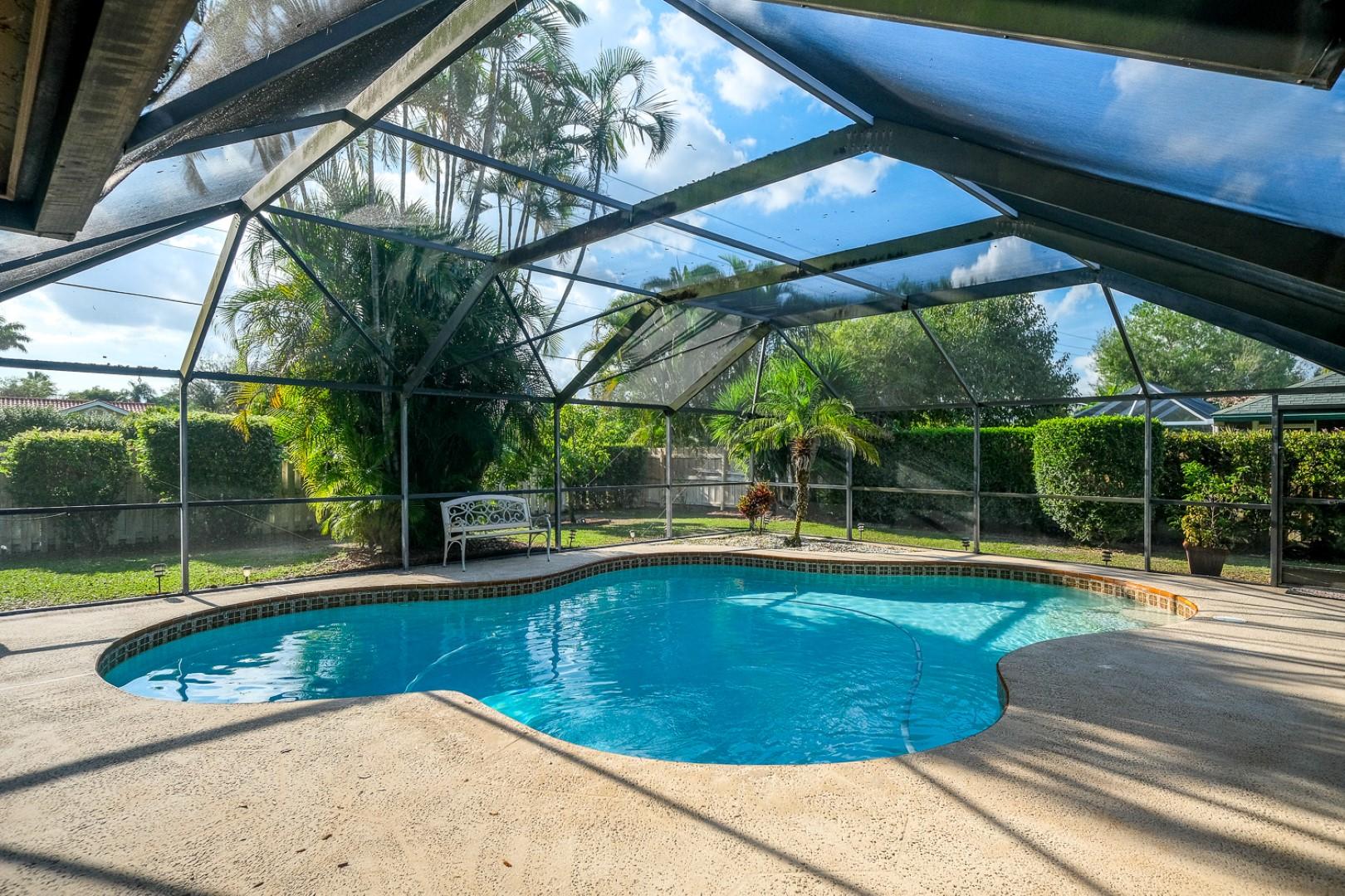 1487 Red Pine Trail Wellington, FL 33414 - Photo 27 of 40 037_XT3F0036