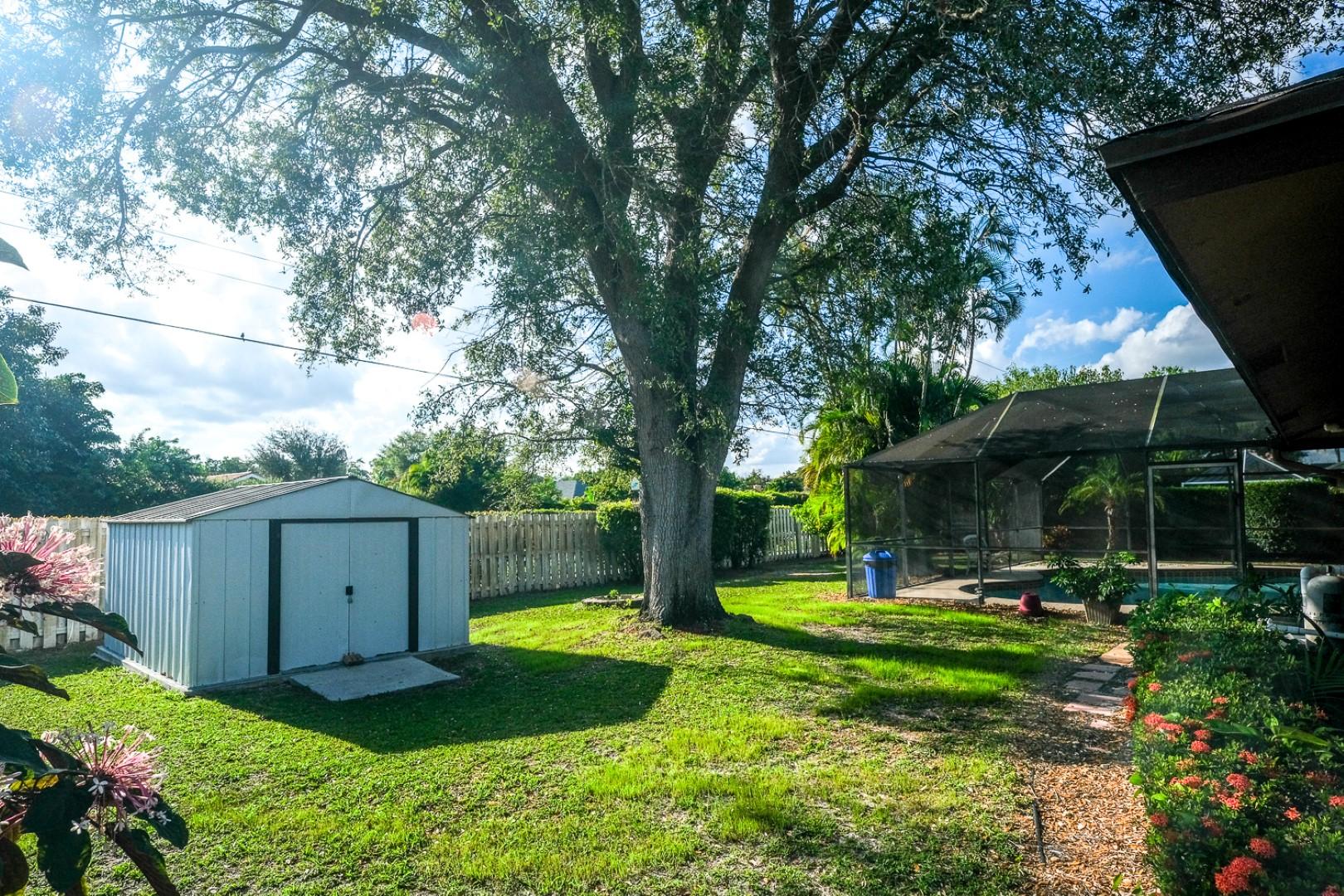 1487 Red Pine Trail Wellington, FL 33414 - Photo 29 of 40 039_XT3F0038