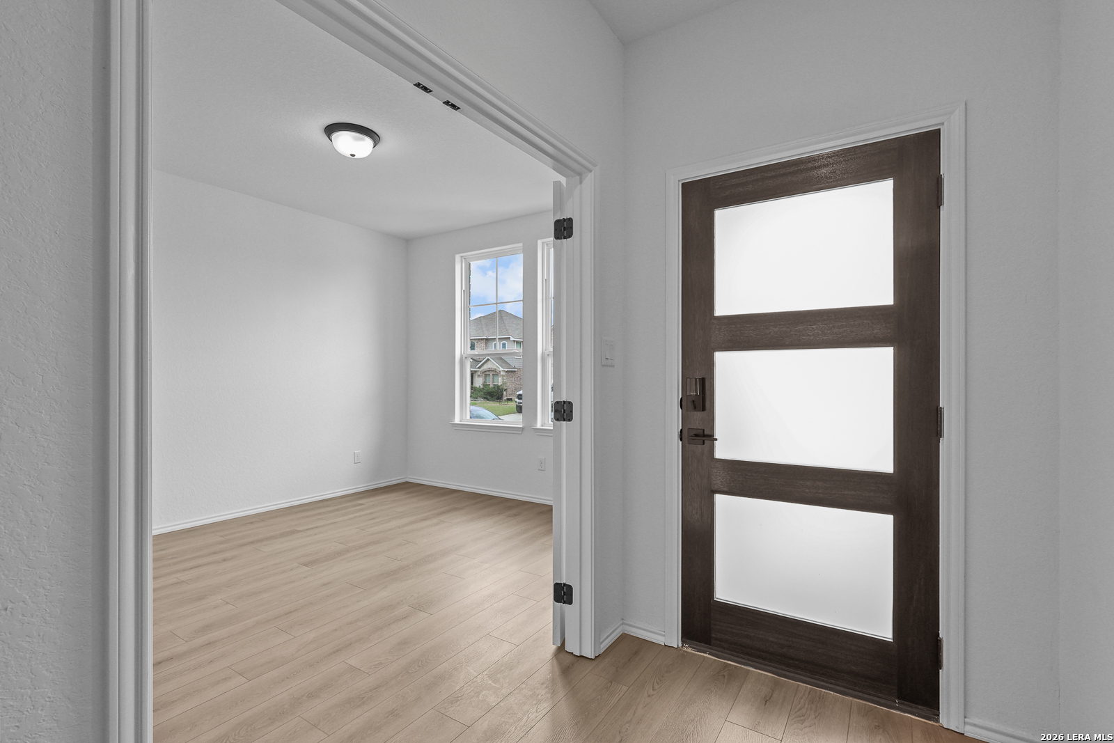 7432 Cremorne Converse, TX 78109 - Photo 5 of 35 an empty room with windows