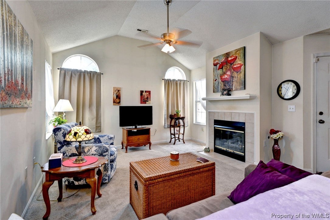 239 Timberline Loop, Unit 2 Yorktown, VA 23692 - Photo 7 of 24 Gallery Image 7