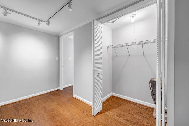 $324,900 | 2970 St Johns Avenue, Unit 10D, Jacksonville, FL 32205