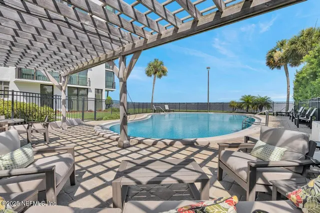 $324,900 | 2970 St Johns Avenue, Unit 10D, Jacksonville, FL 32205