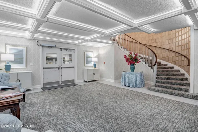 $324,900 | 2970 St Johns Avenue, Unit 10D, Jacksonville, FL 32205