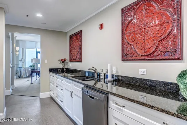 $324,900 | 2970 St Johns Avenue, Unit 10D, Jacksonville, FL 32205