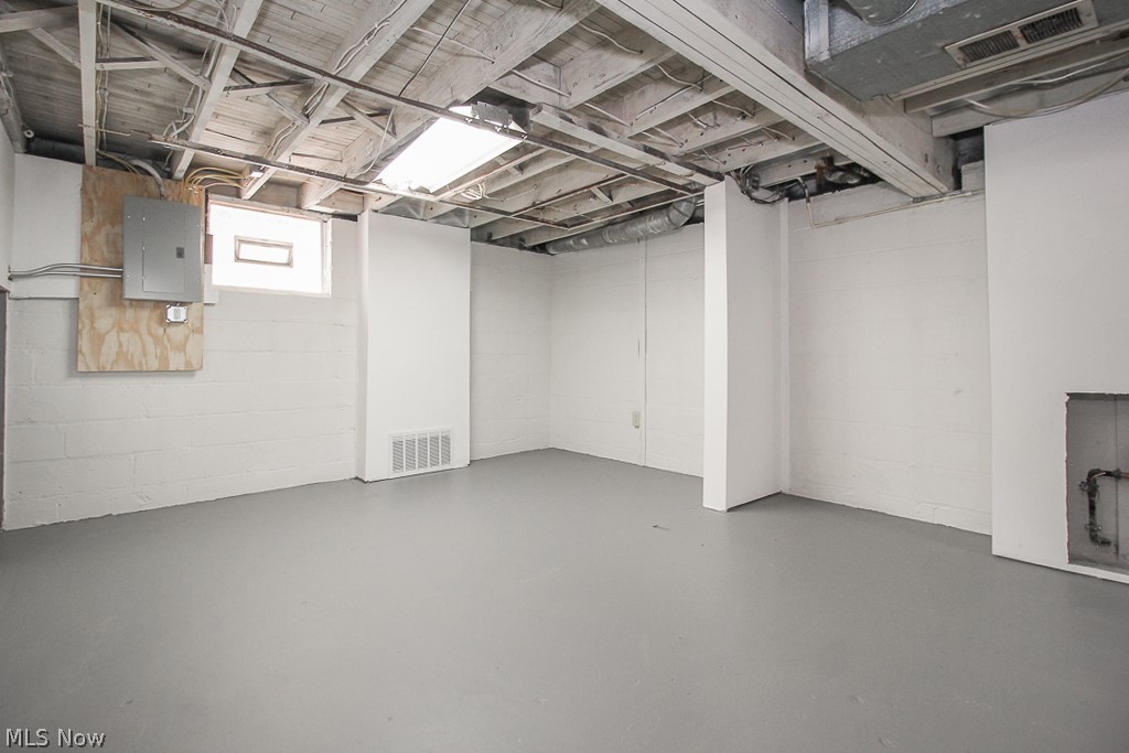 10712 Elmarge Road Cleveland, OH 44105 - Photo 24 of 29 Gallery Image 24