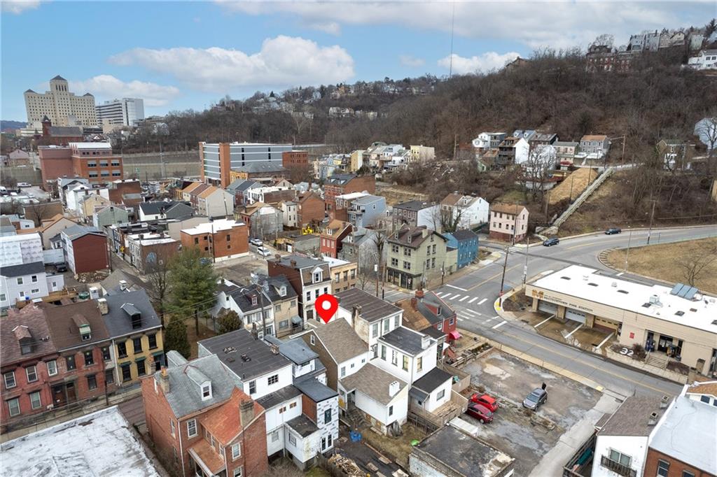 1016 Chestnut Street Pittsburgh, PA 15212 - Photo 20 of 25 Gallery Image 20