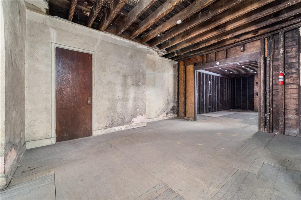 1016 Chestnut Street Pittsburgh, PA 15212 - Photo 6 of 25 Gallery Image 6