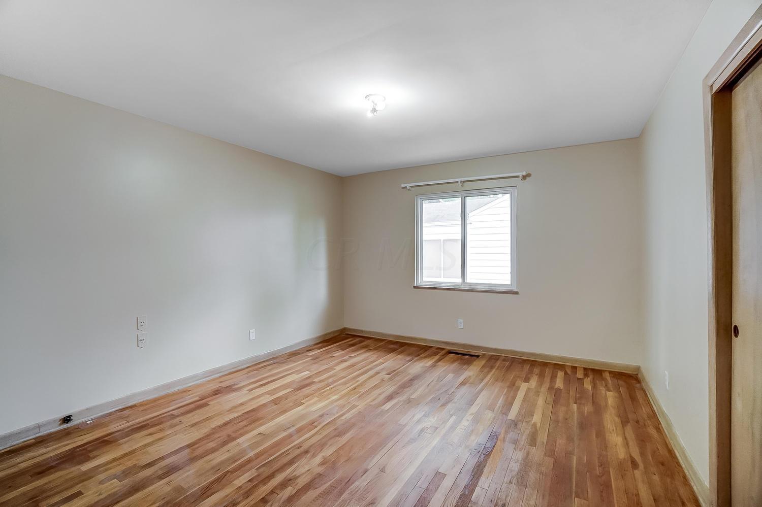224 South Chesterfield Road Columbus, OH 43209 - Photo 20 of 38