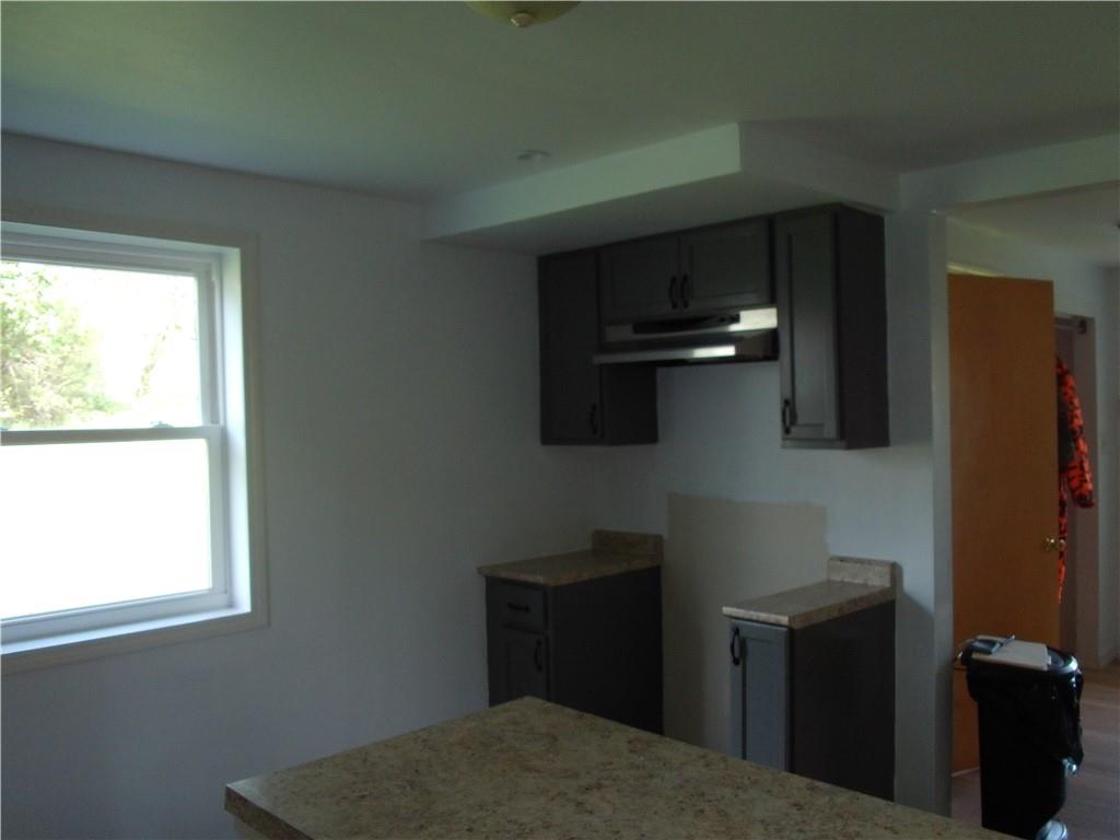 503 Greenfield Road Vanderbilt, PA 15486 - Photo 5 of 36 Gallery Image 5