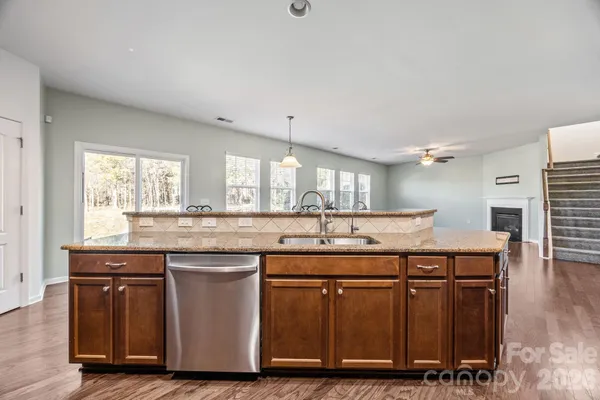 $528,000 | 6111 Berewick Commons Parkway, Charlotte, NC 28278