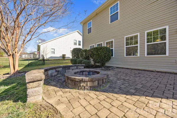$528,000 | 6111 Berewick Commons Parkway, Charlotte, NC 28278