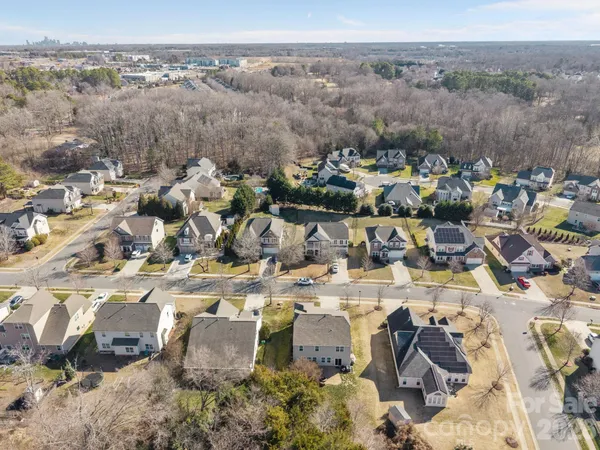 $528,000 | 6111 Berewick Commons Parkway, Charlotte, NC 28278